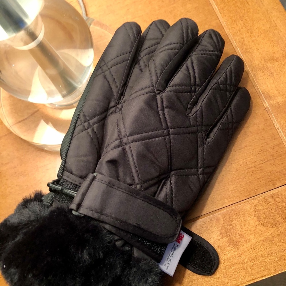 3m Thinsulate Gloves New With Tag - image 6